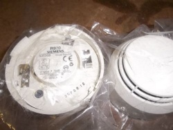 西门子 烟雾探测器 R970